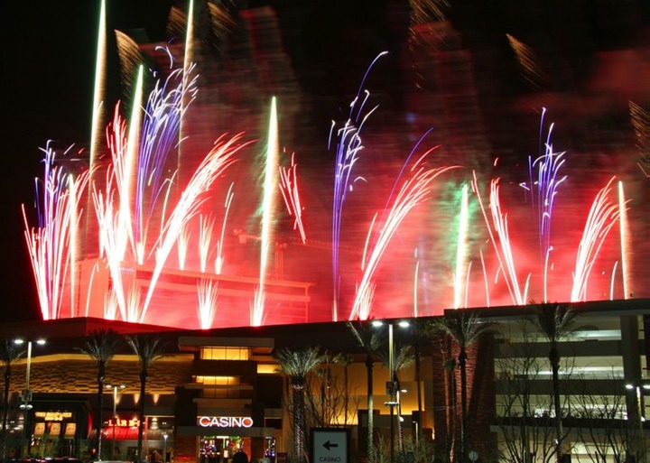 Fireworks2782 1